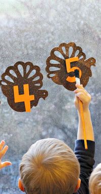 Simple and fun preschool Thanksgiving math to try tomorrow! Delves into counting, number identification, numeral ordering, and more - all with foam sheets!