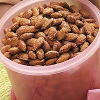 Cinnamon Toasted Almonds - have you walked around the corner at Walt Disney World and had the most incredible scent of cinnamon and sugar and then had the pleasure of eating their candied almonds? This recipe tastes exactly like theirs and is fab! I just ...